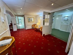 Lovell Court Communal Entrance- click for photo gallery